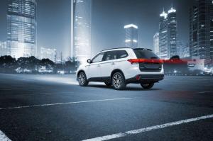 2016 Mitsubishi Outlander 25