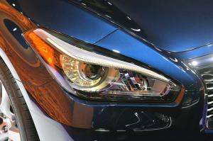 2015 Infiniti Q70L