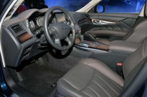 2015 Infiniti Q70L
