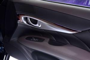 2015 Infiniti Q70L