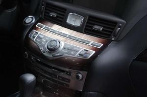 2015 Infiniti Q70L