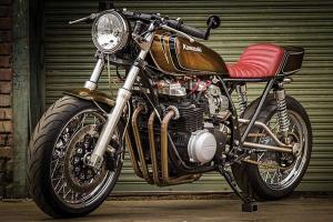 Little Horse Cycles: кафе рейсер Kawasaki KZ650SR