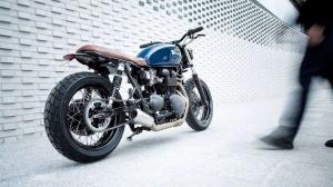 2016 Triumph Bonneville Wasp Waist by Bad Winners