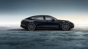 2016 Porsche Panamera 4S by Porsche Exclusive