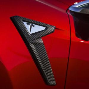 2016 Tesla Model S by Voltes Design and Larte Design