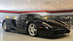 Ferrari Enzo Gloss Black