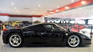 Ferrari Enzo Gloss Black