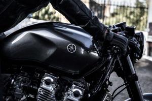 2006 Yamaha XJR1300 The Brute by RB Racing