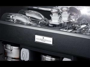 Rolls-Royce Phantom получил набор для пикника