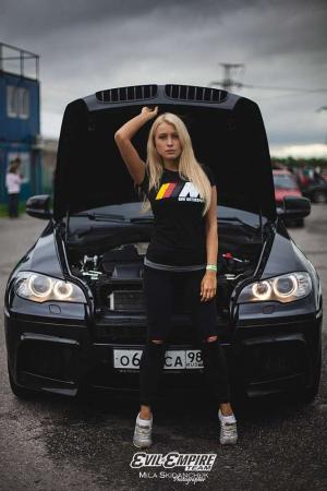 Что делать во время автошоу