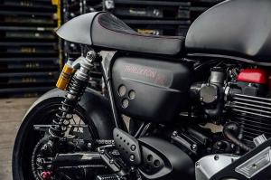 2016 Triumph T120 Thruxton R Bulldog by Triumph Germany