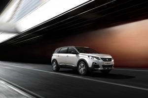 2016 Peugeot 5008 GT Line WW)