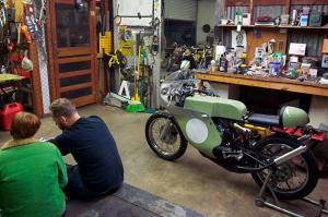 1974 Yamaha RD250 by Scales Studio