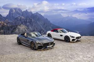 Новый родстер Mercedes-AMG GT Roadster представлен официально