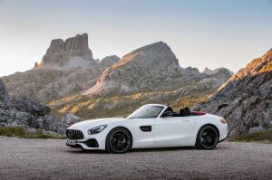 2016 Mercedes-AMG GT Roadster