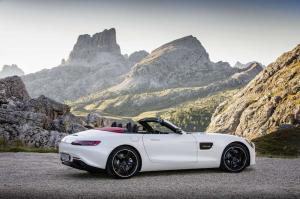 2016 Mercedes-AMG GT Roadster