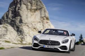 2016 Mercedes-AMG GT Roadster