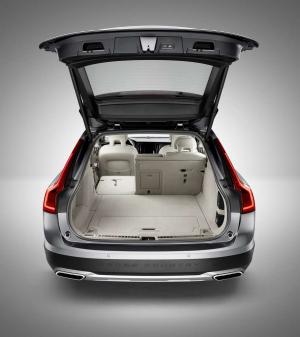 2016 Volvo V90 T6 Cross Country