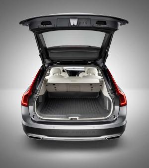 2016 Volvo V90 T6 Cross Country