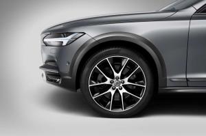 2016 Volvo V90 T6 Cross Country