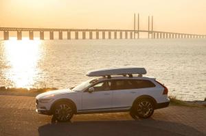 2016 Volvo V90 T6 Cross Country