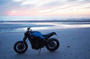 2015 Yamaha MT-07 by JvB-moto