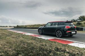 2016 Mini John Cooper Works Clubman WW)