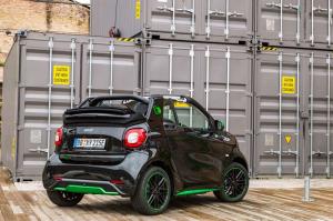 2017 Smart ForTwo Cabrio Electric Drive Tailor Made by Brabus WW)
