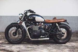 2015 Triumph Bonneville T100 Black by BAAK Motocyclettes
