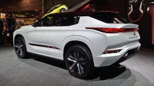 2016 Mitsubishi GT-PHEV Concept