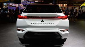 2016 Mitsubishi GT-PHEV Concept