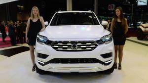 2016 Ssangyong LIV-2 SUV Concept