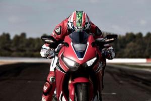 2017 Honda CBR1000RR SP