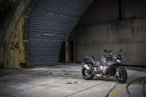 2017 BMW S1000R