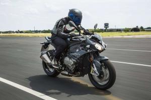 2017 BMW S1000R