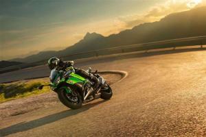2017 Kawasaki Z1000SX
