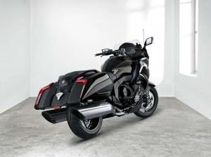 2017 BMW K1600B