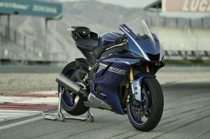 Новый спортбайк Yamaha YZF-R6