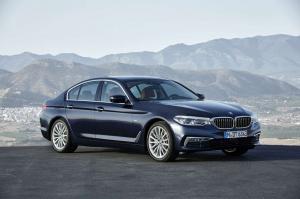 2017 BMW 530d xDrive Sedan Luxury Line WW)