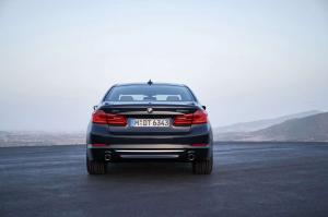 2017 BMW 530d xDrive Sedan Luxury Line WW)