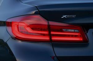 2017 BMW 530d xDrive Sedan Luxury Line WW)