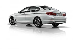 2017 BMW 520d Sedan Sport Line WW)