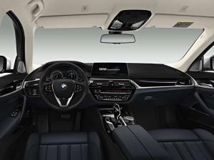 2017 BMW 530e WW)