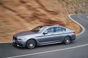 2017 BMW 540i Sedan M Sport WW)