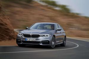 2017 BMW 540i Sedan M Sport WW)
