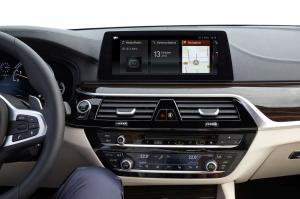 2017 BMW 540i Sedan M Sport WW)