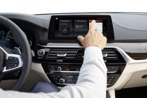 2017 BMW 540i Sedan M Sport WW)