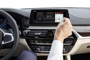 2017 BMW 540i Sedan M Sport WW)
