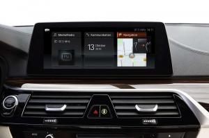 2017 BMW 540i Sedan M Sport WW)