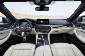 2017 BMW 540i Sedan M Sport WW)